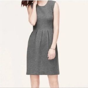 LOFT Quilted Sleeveless Dress in Gray size 0
